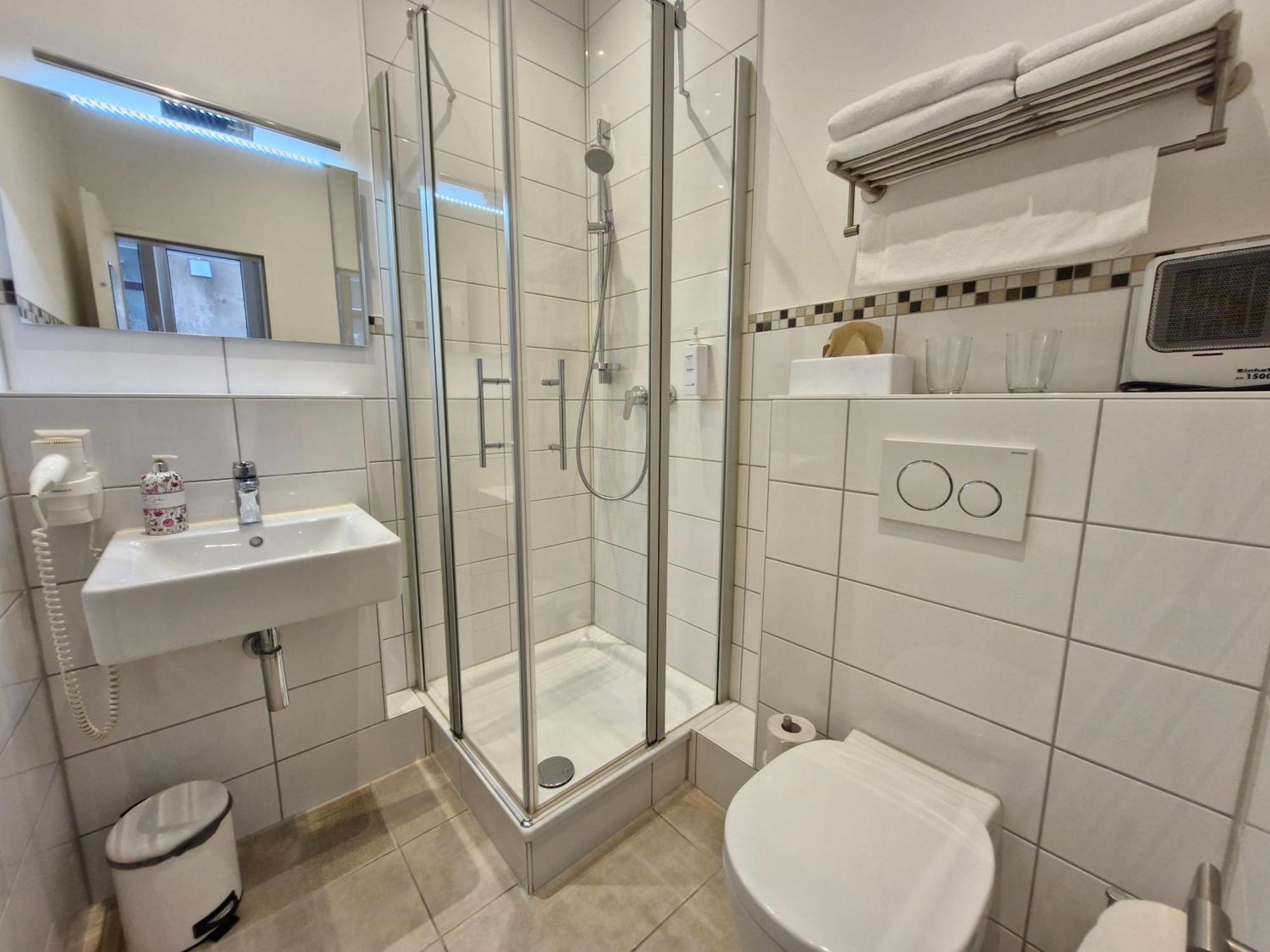 List Five - Your British Guesthouse Stuttgart Exteriör bild