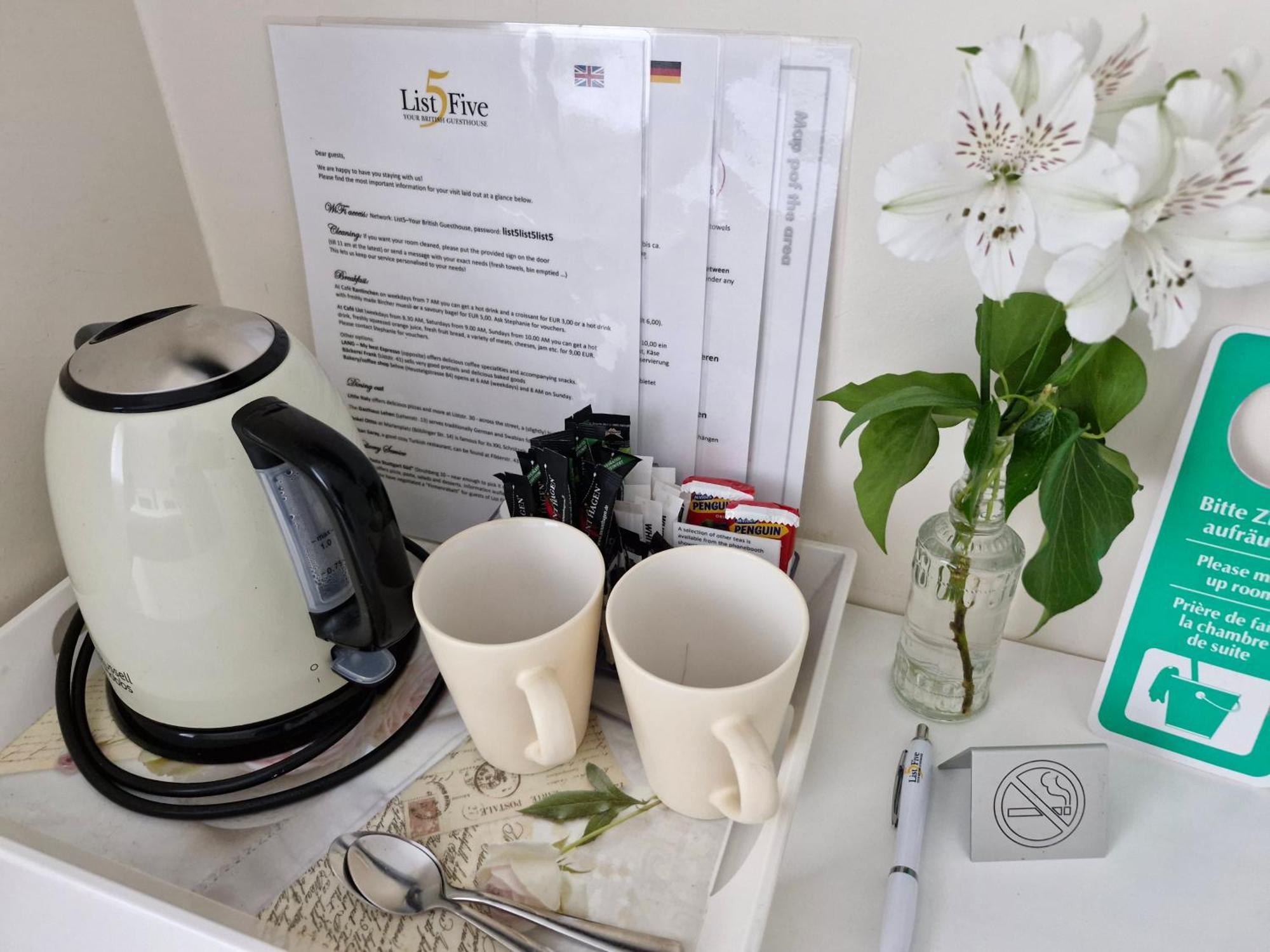List Five - Your British Guesthouse Stuttgart Exteriör bild